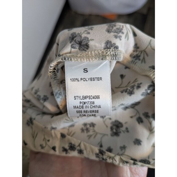 NEW Polygram Floral Cream Maxi Dress V-Neck Wrap Style & Long Sleeves, Size S - Picture 8 of 11